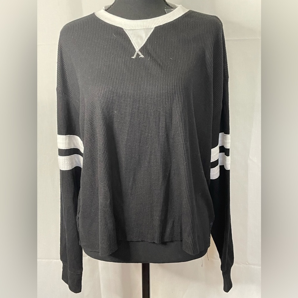 Hollister black top